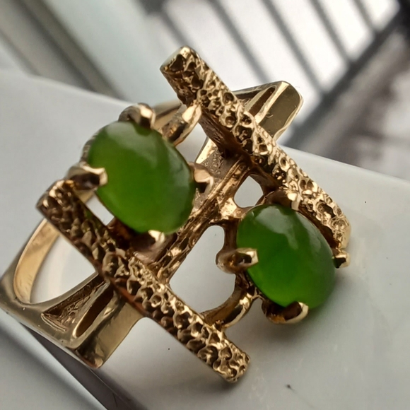 Jade Ring 10K Ring - Size 6-7 - Vintage - Picture 4 of 16